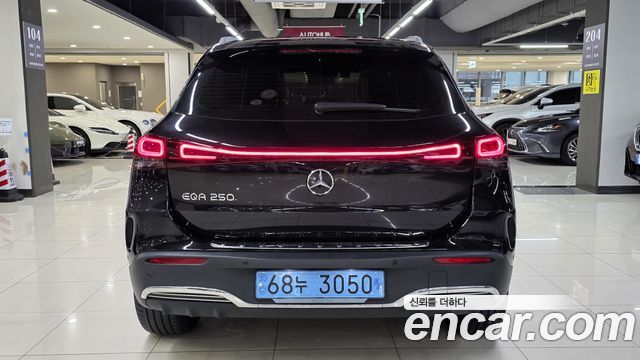 Mercedes-Benz EQA 2024 — photo 6