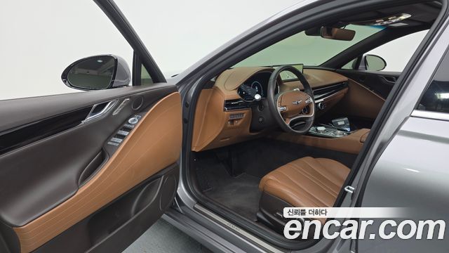 Genesis G80 2023 — photo 11