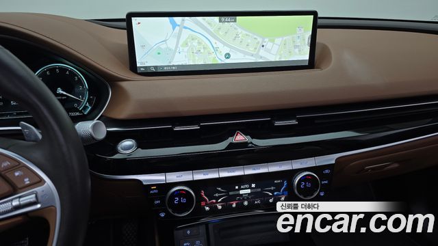 Genesis G80 2023 — photo 14