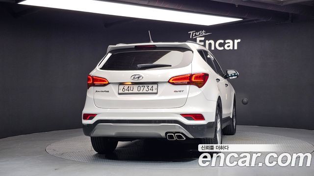 Hyundai Santafe 2016 — photo 4