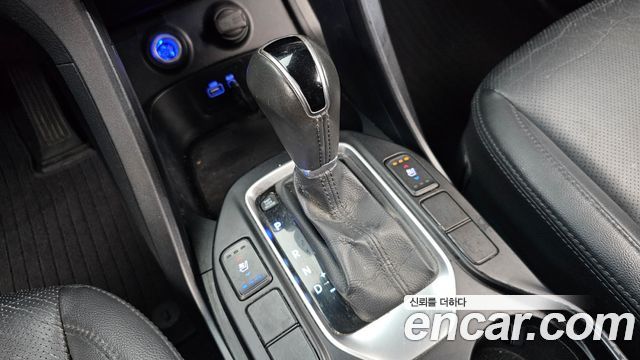Hyundai Santafe 2016 — photo 9