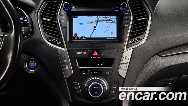 Hyundai Santafe 2016 — photo 14