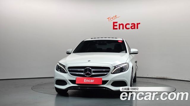 Mercedes-Benz C-Class 2018 — photo 3