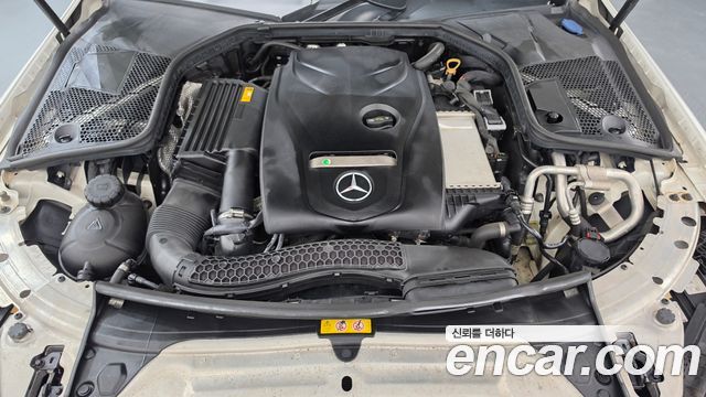 Mercedes-Benz C-Class 2018 — photo 6