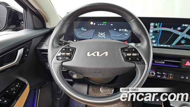 Kia EV6 2022 — photo 13