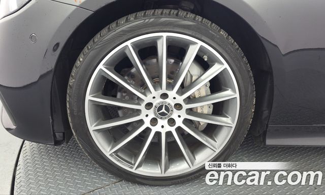 Mercedes-Benz E-Class 2021 — photo 5