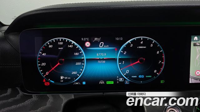 Mercedes-Benz E-Class 2021 — photo 11