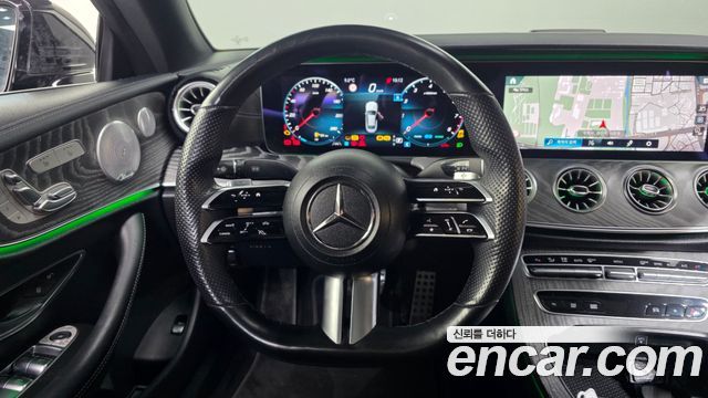 Mercedes-Benz E-Class 2021 — photo 19