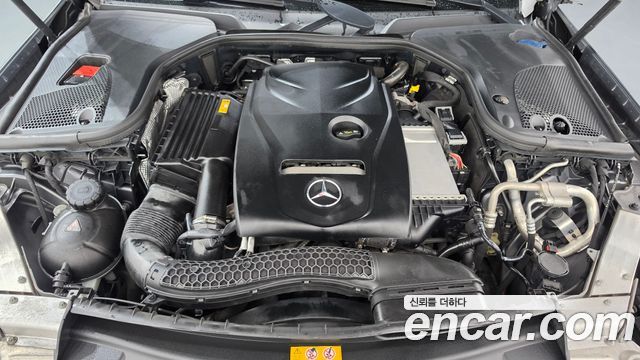 Mercedes-Benz E-Class 2017 — photo 6