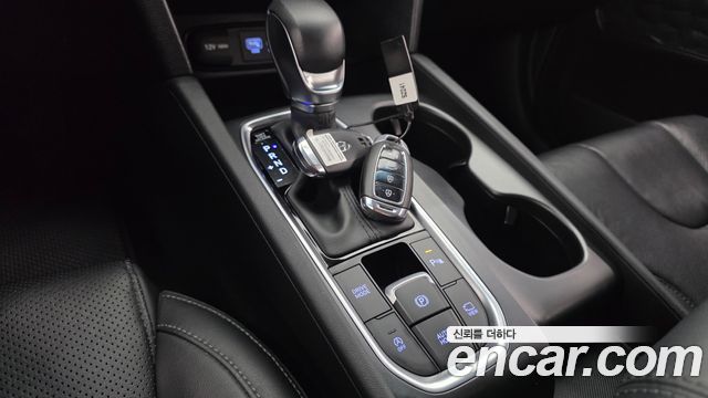 Hyundai Santafe 2019 — photo 12