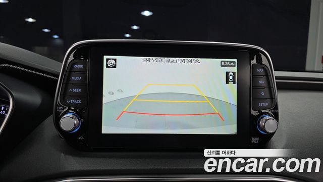 Hyundai Santafe 2019 — photo 22