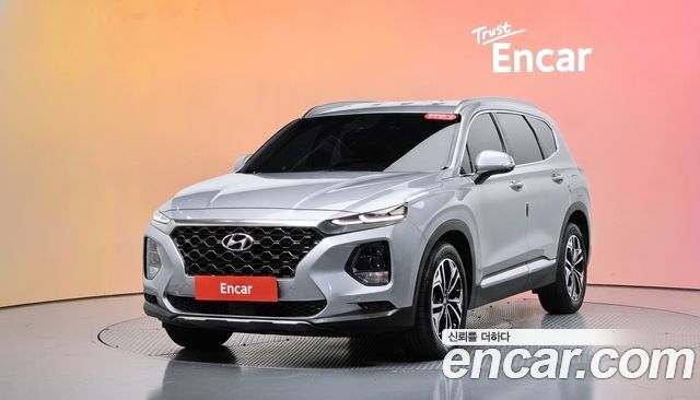 Hyundai Santafe 2019 — photo 1