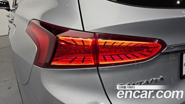 Hyundai Santafe 2019 — photo 9