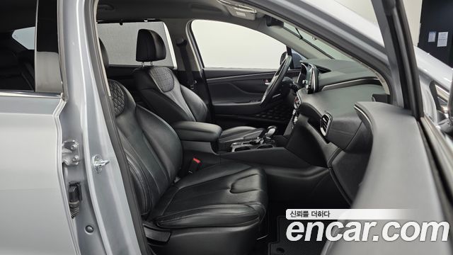 Hyundai Santafe 2019 — photo 16