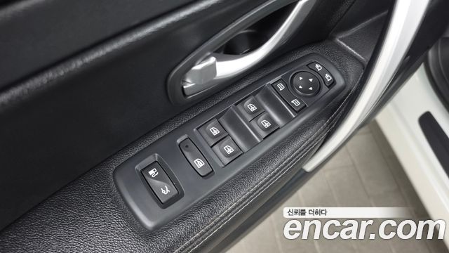 Renault Korea SM5  2014 — photo 32