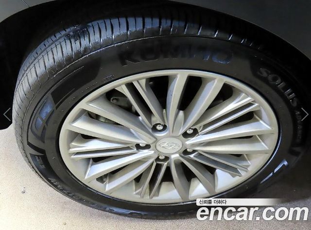 Hyundai Kona 2018 — photo 18