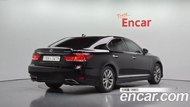 Lexus LS 2015 — photo 2