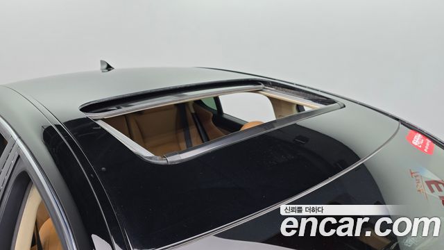Lexus LS 2015 — photo 28