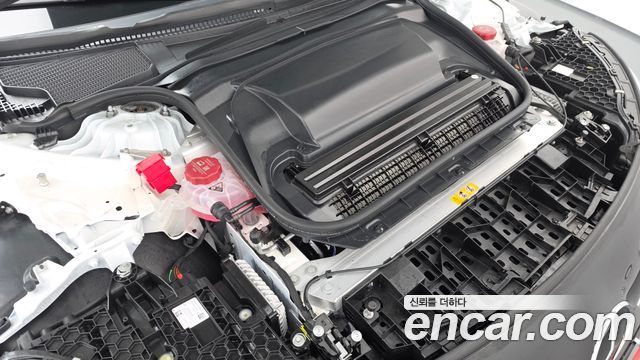 Mercedes-Benz EQE 2023 — photo 6