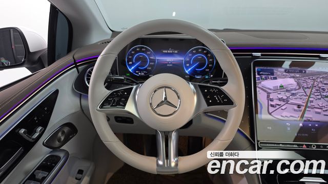 Mercedes-Benz EQE 2023 — photo 18