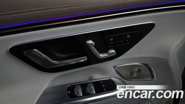 Mercedes-Benz EQE 2023 — photo 27