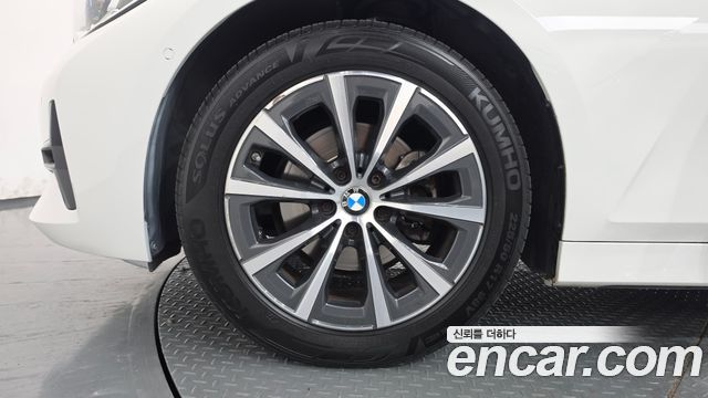 BMW 3-Series 2020 — photo 5