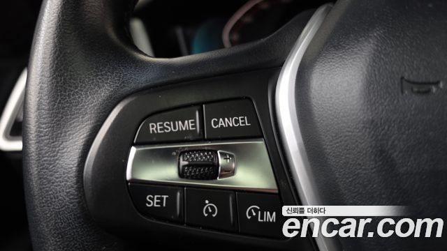 BMW 3-Series 2020 — photo 23