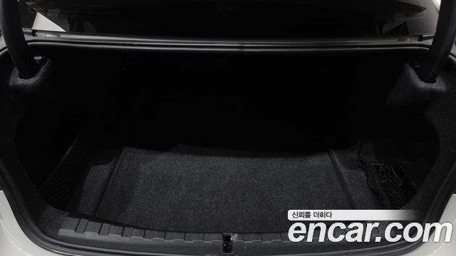 BMW 3-Series 2020 — photo 25