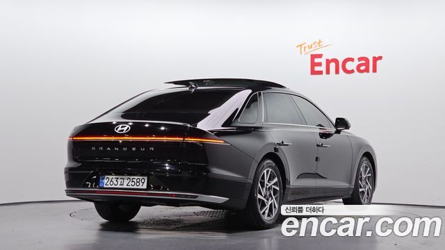 Hyundai Grandeur 2023 — photo 2