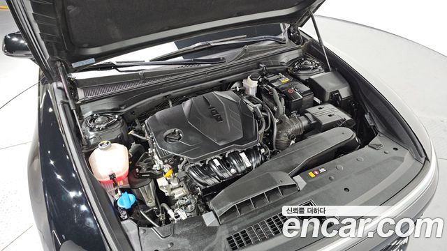 Hyundai Grandeur 2023 — photo 6
