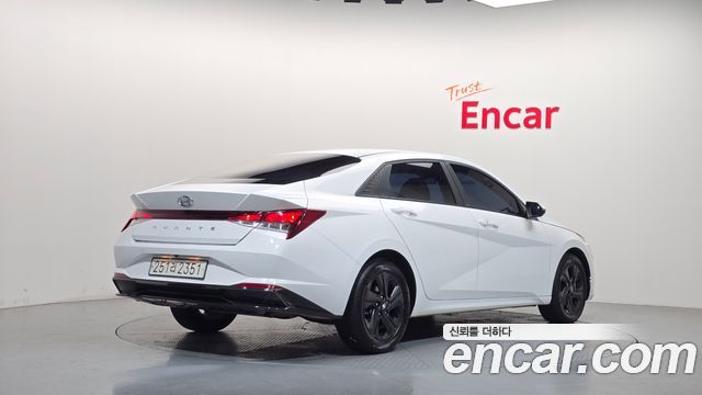 Hyundai AVANTE 2023 — photo 2