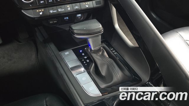 Hyundai AVANTE 2023 — photo 12