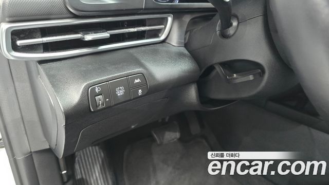 Hyundai AVANTE 2023 — photo 25