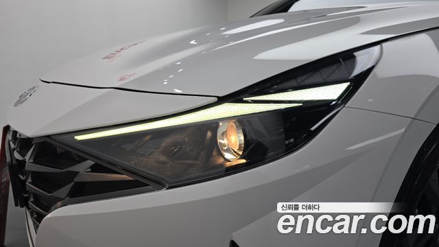 Hyundai AVANTE 2023 — photo 8