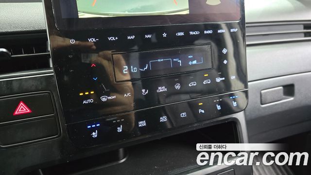 Hyundai Staria 2025 — photo 21