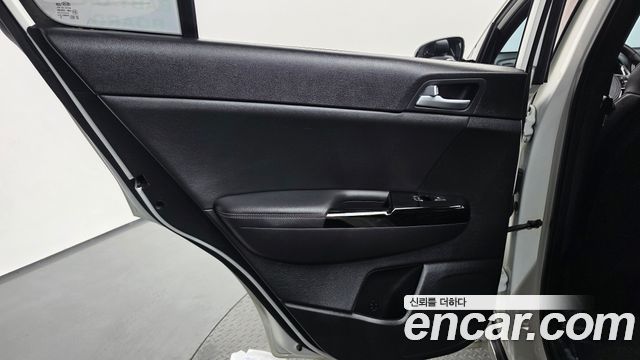 Kia Sportage 2019 — photo 15