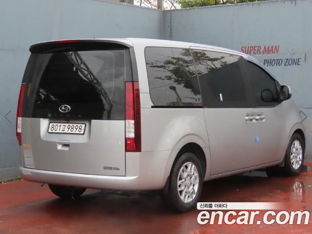 Hyundai Staria 2022 — photo 4