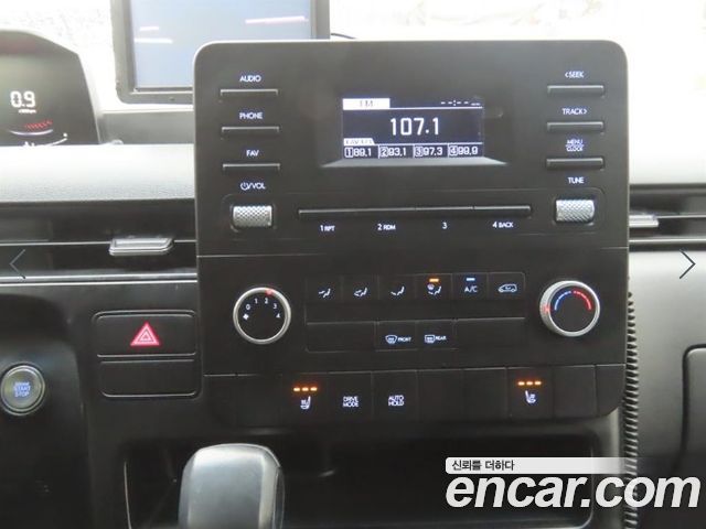 Hyundai Staria 2022 — photo 10