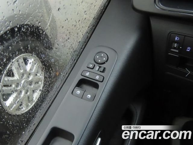 Hyundai Staria 2022 — photo 13