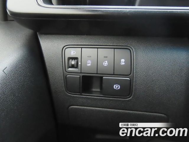 Hyundai Staria 2022 — photo 14