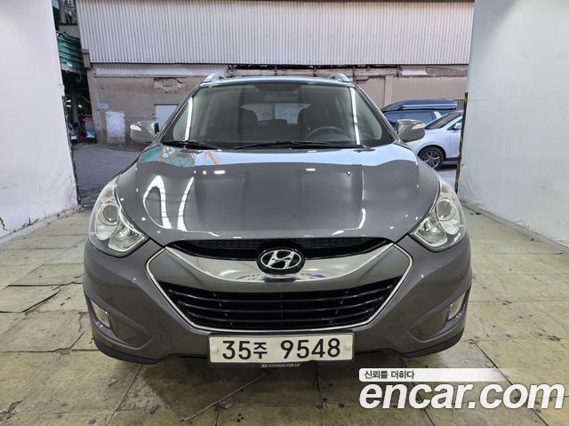 Hyundai Tucson 2011 — photo 2