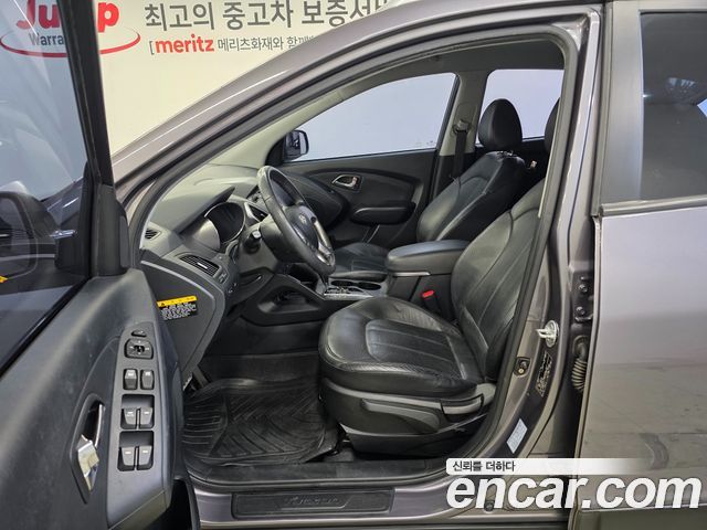 Hyundai Tucson 2011 — photo 10