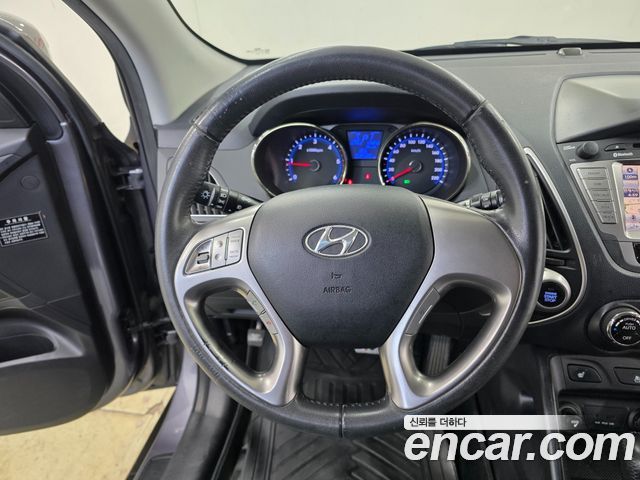 Hyundai Tucson 2011 — photo 14