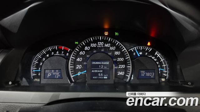 Toyota Camry 2013 — photo 8