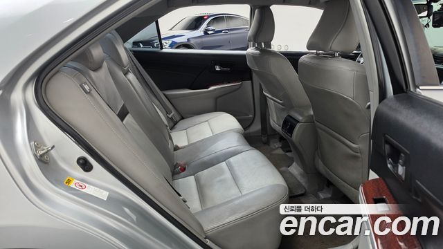 Toyota Camry 2013 — photo 12