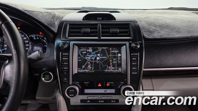 Toyota Camry 2013 — photo 14