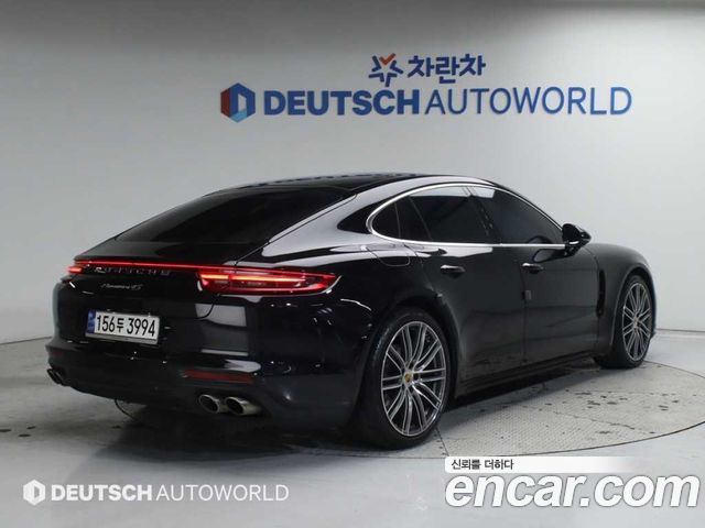 Porsche Panamera 2018 — photo 3