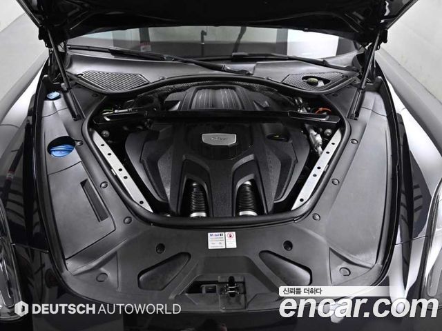 Porsche Panamera 2018 — photo 7