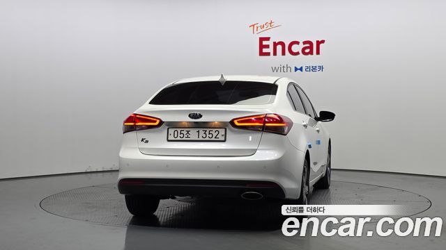 Kia K3 2018 — photo 4