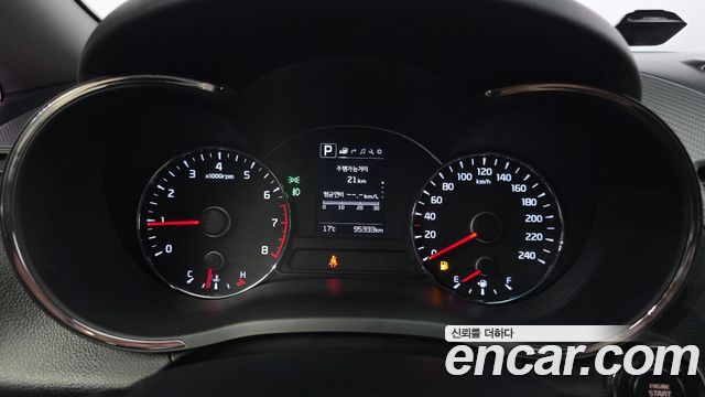 Kia K3 2018 — photo 11